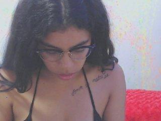 abigailsantac bongacams