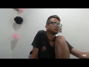 adrian_latin_sex chaturbate