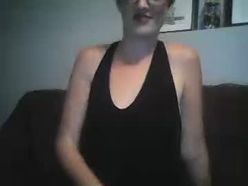 alyssaprettylilthing chaturbate