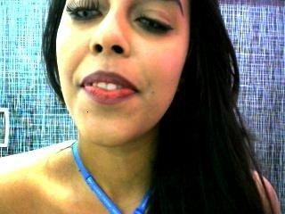 Anielly5767 bongacams