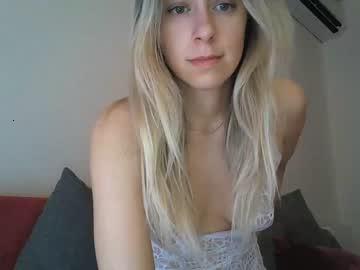 arianaonfire chaturbate