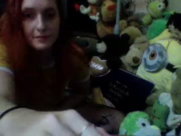 arielgreen17 chaturbate