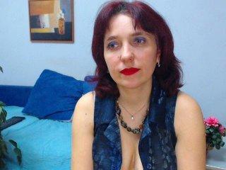 BettyFoxy bongacams