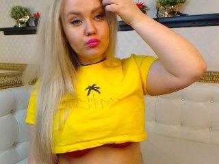 BlondRayne bongacams