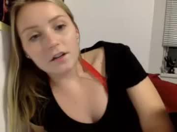 blonde_college_cutie chaturbate