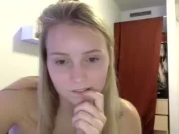 blonde_college_cutie chaturbate