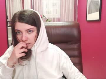 brightfulholly chaturbate