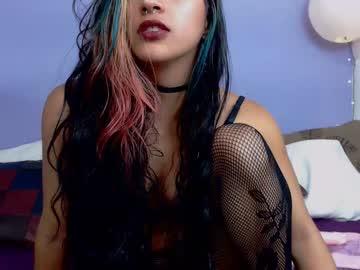 caroline_nowlin chaturbate