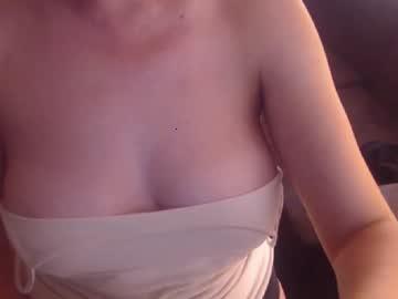 christina_hendrickz chaturbate