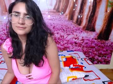 crystalstone18 chaturbate