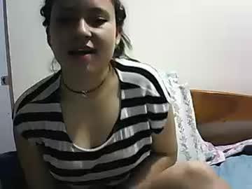 dennisse_22 chaturbate