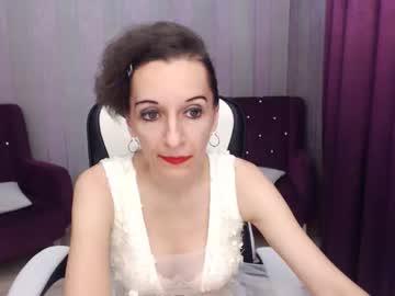 divinneeve chaturbate