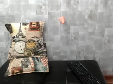 dora_18 chaturbate