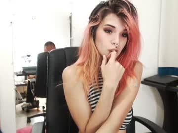 ela96alien chaturbate