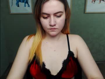 emilia_cums chaturbate