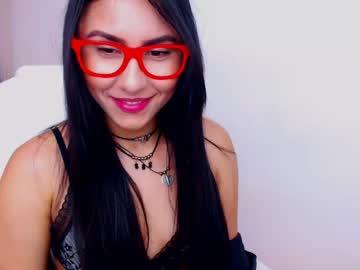 emilly_loveer chaturbate