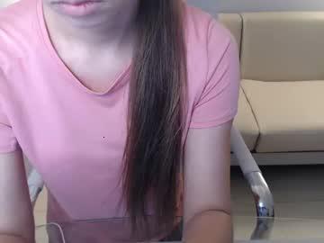 emily_shape chaturbate