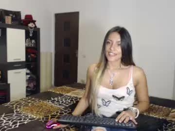 evabomb chaturbate