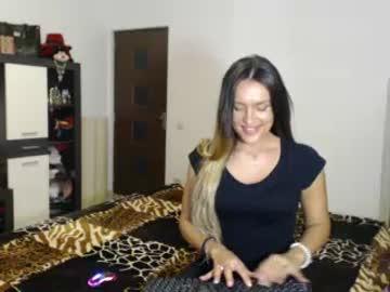 evabomb chaturbate