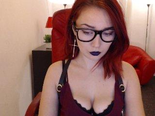 FoxyLady11 bongacams