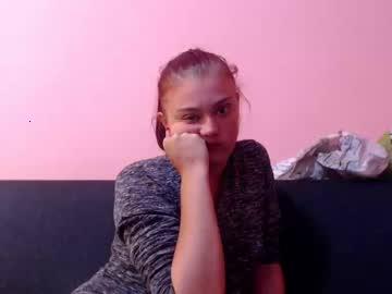 gold_millena chaturbate