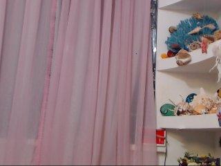 HellyStarX bongacams