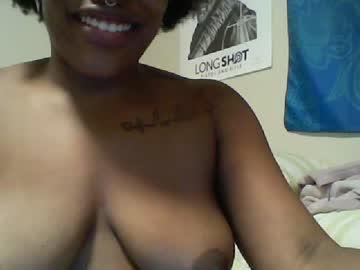 henny_colatta chaturbate