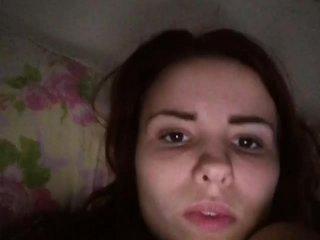 Hilla132 bongacams