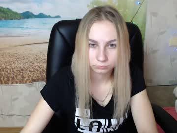 holly1999 chaturbate