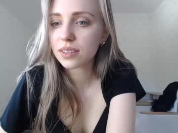 holly_angel chaturbate