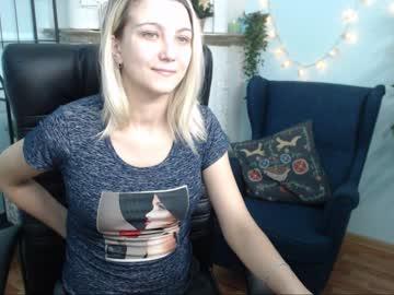 holly_ly chaturbate