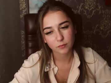 holly_wow chaturbate