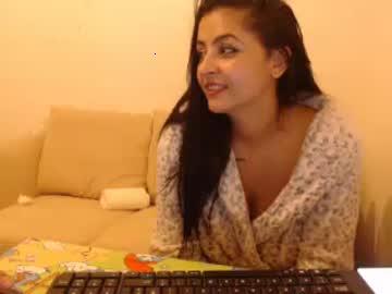 hornyangel1717 chaturbate