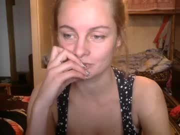 hornyvikky26 chaturbate