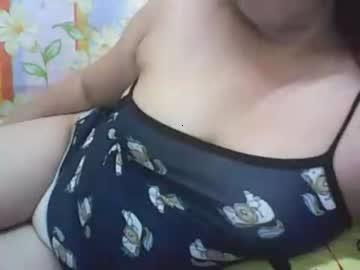 hottietits25 chaturbate