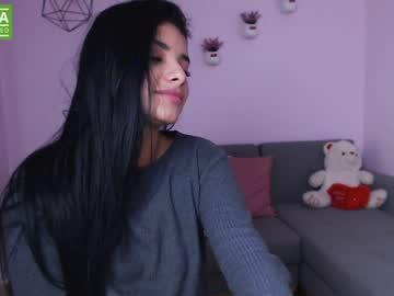 isabella_colins chaturbate