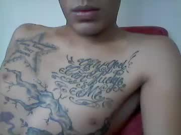 johansito03 chaturbate