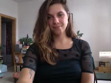 juicyandhairy chaturbate