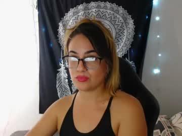 julie_leon chaturbate