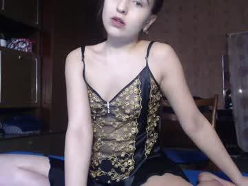 julie_strong chaturbate