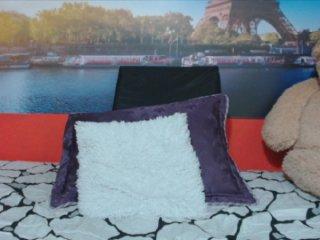 julieta21 bongacams