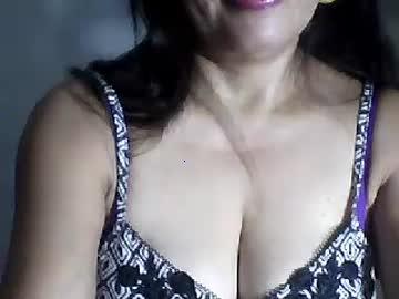 justcallmehon chaturbate