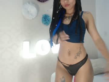 karinaa18 chaturbate