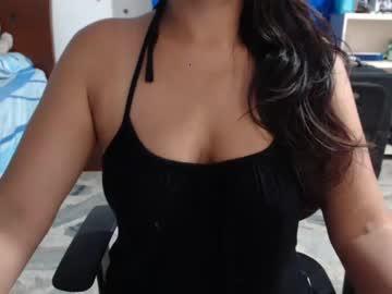 karollwells chaturbate