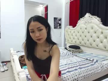 kira_foxxx chaturbate