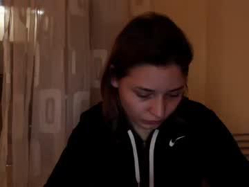 kira_giddy chaturbate