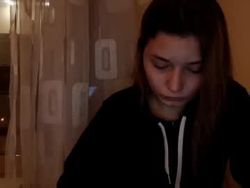 kira_giddy chaturbate