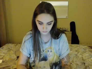 kira_sweetpoison chaturbate