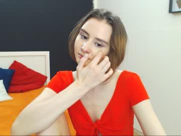 kirasparkle chaturbate