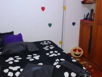 latina_naughtyy chaturbate